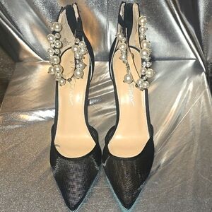 Elegant Black Pearl-Embellished Women's Shoes